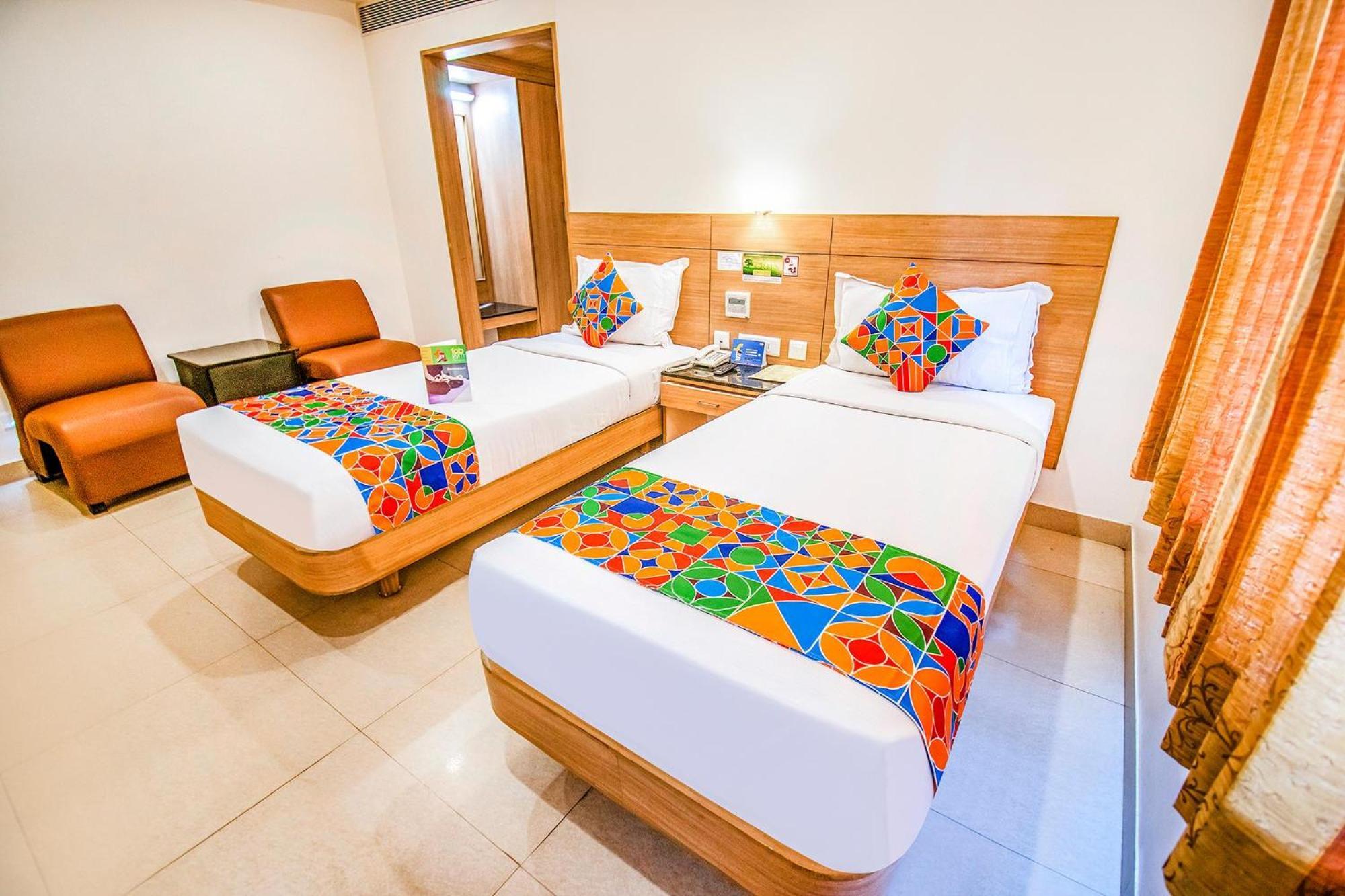 Fabhotel Prime Royal Castle - Nr Coimbatore North Railway Station Экстерьер фото
